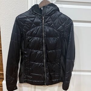 Marmot Women’s Black Puffer Jacket